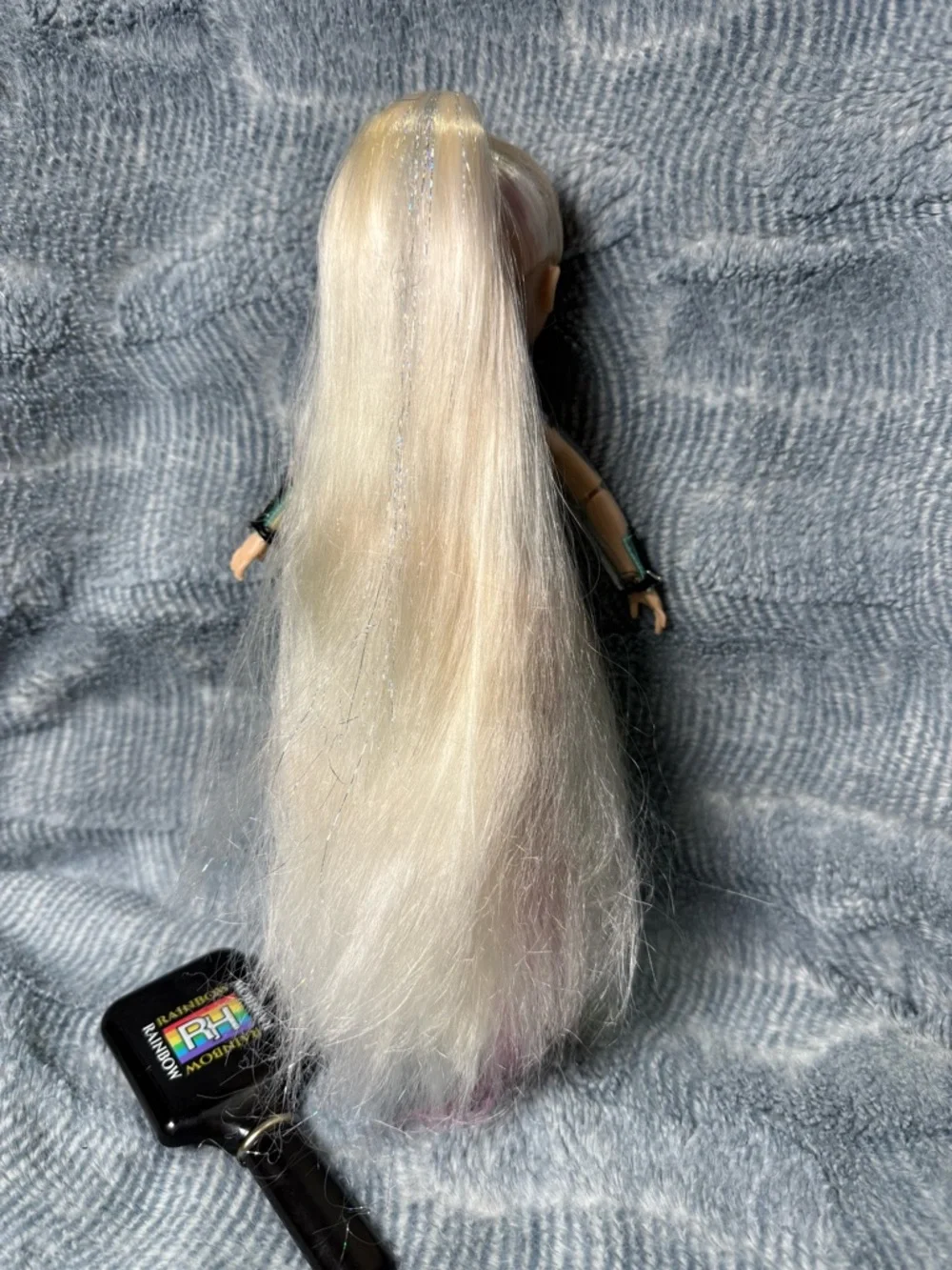 Rainbow High Hair Studio - Amaya Raine Fashion Doll